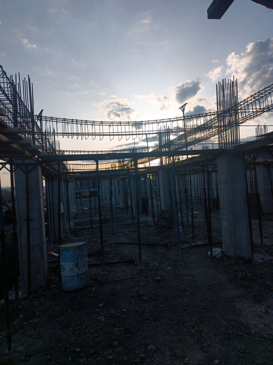 اجرای اسکلت بتنی
